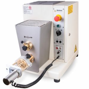 Bottene 3.5kg Pasta Machine Supplied with Choice of 4 Dies (PMB0035)